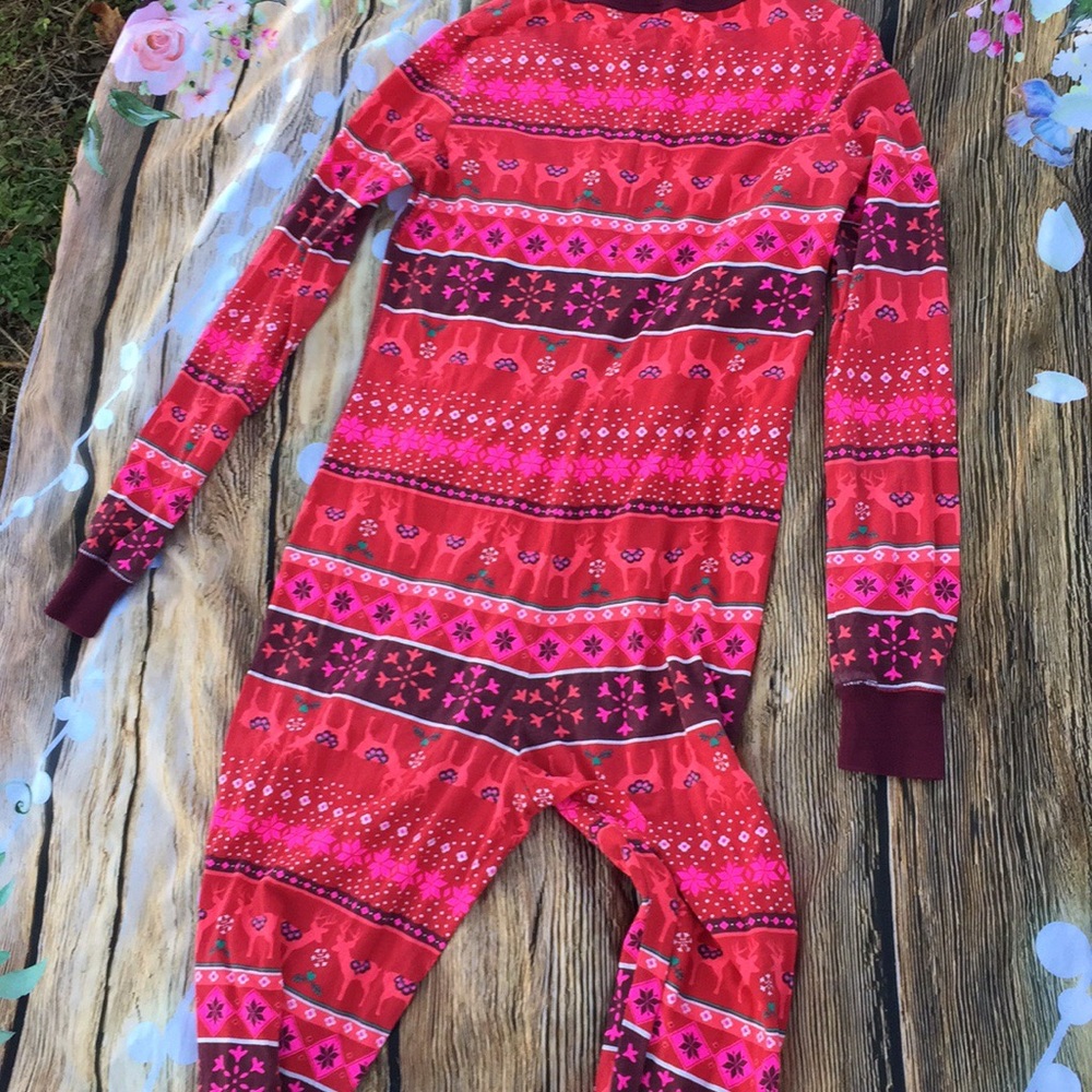 Xhilaration One Piece Red Christmas Pajamas - Picture 7 of 8